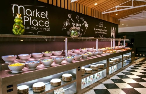 El buffet del hotel Spa Suitopia Calpe