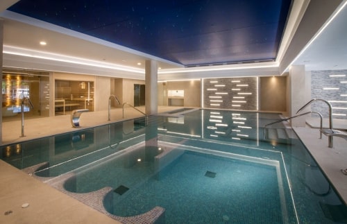 Piscina dinamica en el thalassian suitopia Spa Calpe